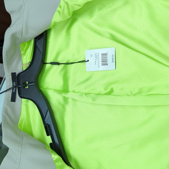 Tahari Jacket. Size 12. - Picture 9 of 10